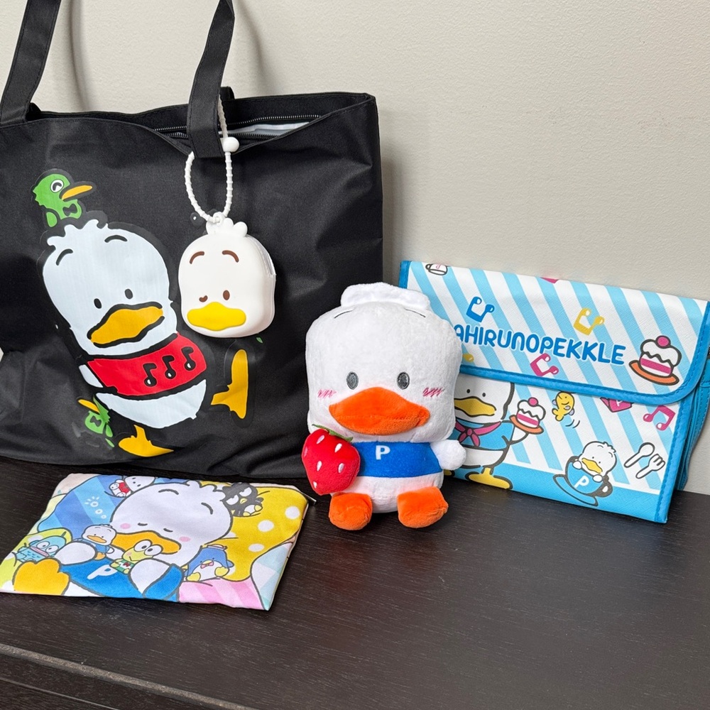 Pekkle Tote and Accessories Set